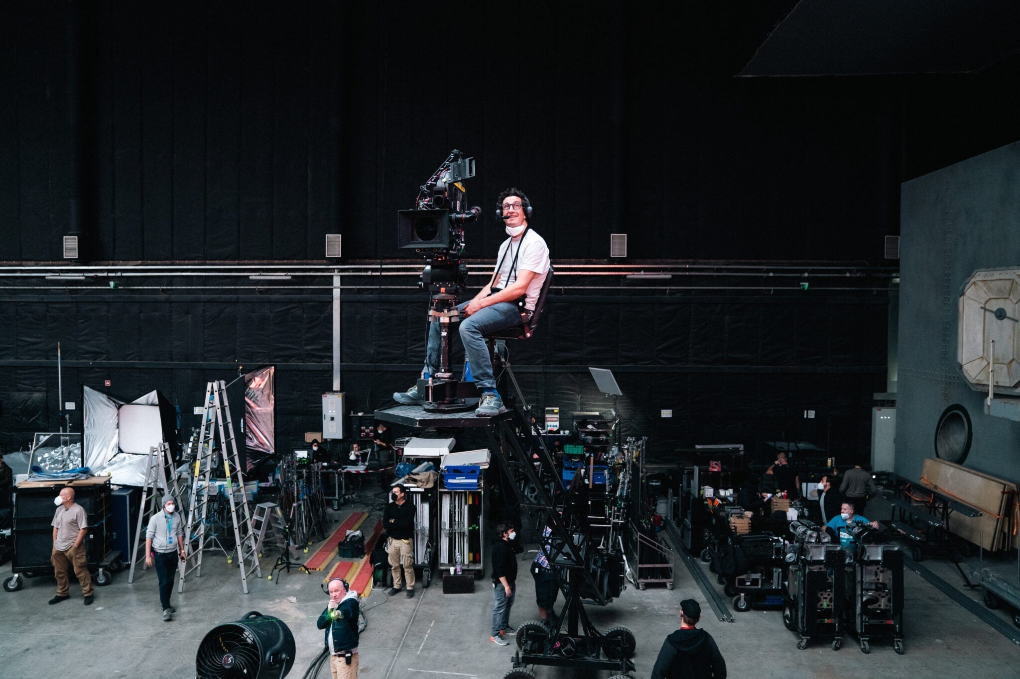 The Cinematography Podcast Episode 248 - Poor Things cinematographer Robbie Ryan, BSC, ISC