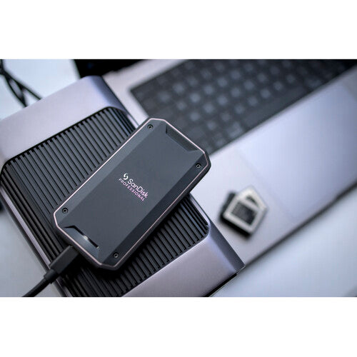 SanDisk Professional 4TB PRO-G40 SSD Thunderbolt 3 Portable SSD