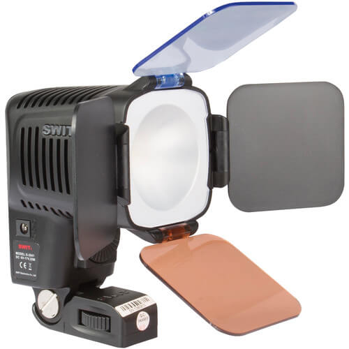 SWIT S-2041C Chip-Array LED On-Camera Light with Canon BP-945/970G Battery Plate
